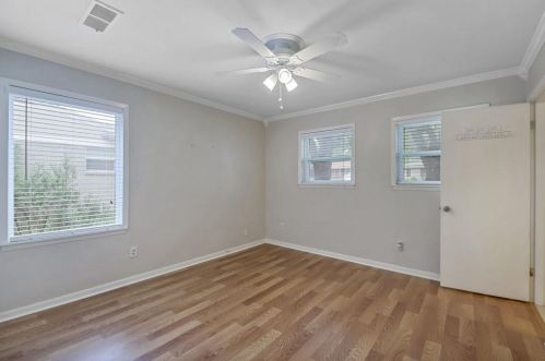 5221 Wosley Dr, Fort Worth TX  76133-2217 exterior