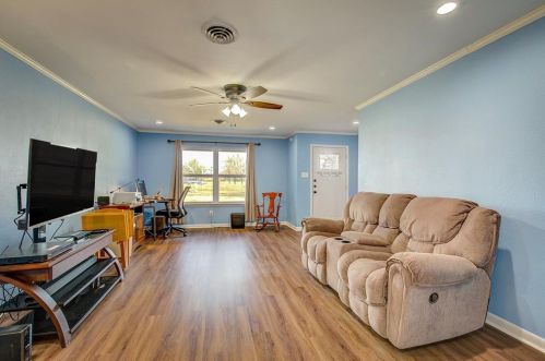 3007 Ridgecrest Rd, Greenville, TX 75402-6351
