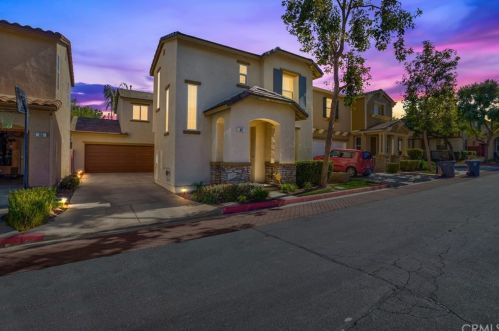 62 Sunflower St, Redlands, CA 92373-4211