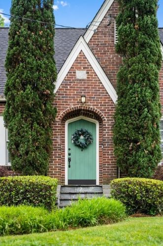 2077 Mclendon Ave, Atlanta, GA 30307-1807