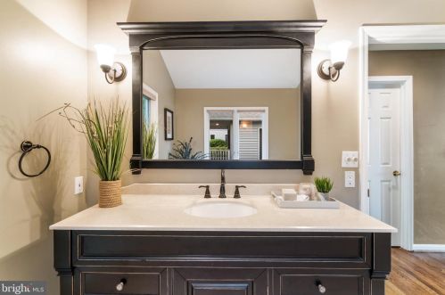 1258 River Rd, Shady Side MD 20764-9694 exterior