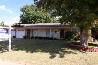 6125 Lynnhaven Dr, Lubbock, TX 79413-5329