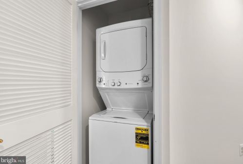 8509 2 Ave, Silver Spring MD 20910-2149 exterior