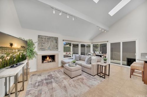 4341 Pioneer St, Irvine, CA 92604-2700