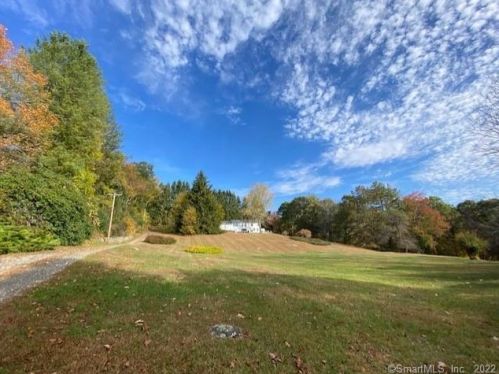 120 Looking Glass Hill Rd, Morris CT  06763-1008 exterior
