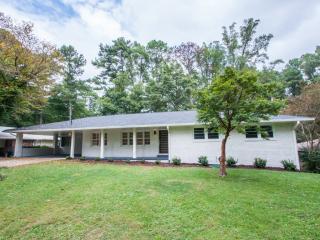 2682 Weigelia Rd, Atlanta, GA 30345-3971
