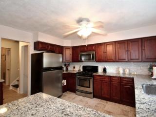 23 Lakeview Ter, Wantage, NJ 07461-1514