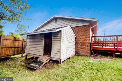 10911 Breewood Ct, Silver Spring MD 20901-1006 exterior