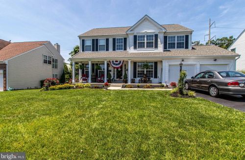 8574 Dover Downs Ct, Gainesville, VA 20155-2929