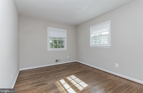 10610 Glenwild Rd, Silver Spring MD 20901-1602 exterior