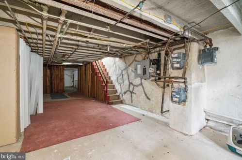 5836 Larchwood Ave, Philadelphia PA 19143-1210 exterior