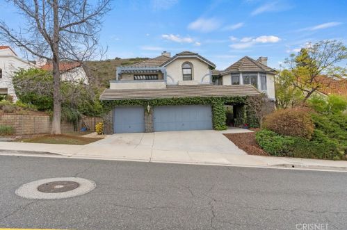 6118 Lake Lindero Dr, Calabasas, CA 91301-4639