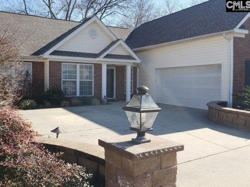 105 Loskin Ln, Lexington, SC 29073-7181