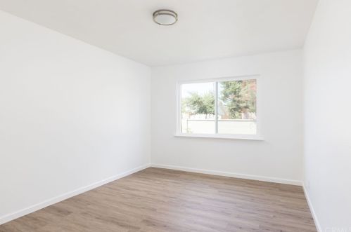 609 Kenmore St, Anaheim CA  92804-3209 exterior