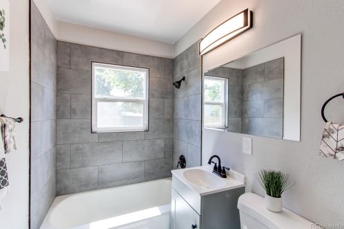 2500 Knox Ct, Denver CO  80219-5839 exterior