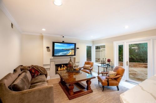 1 Salina, Irvine CA  92614-5388 exterior