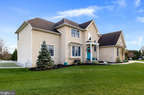 14 Heather Ct, Columbus, NJ 08022-1968