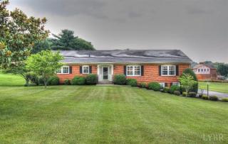 1708 Wycliffe St, Bedford, VA 24523-1223