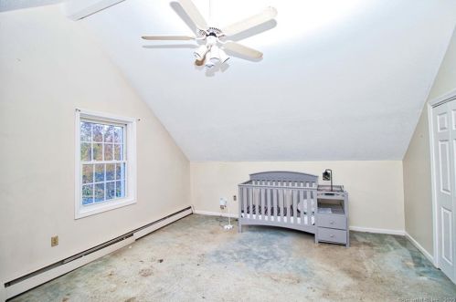 289 Notting Hill Gate, Torrington CT  06790-6061 exterior