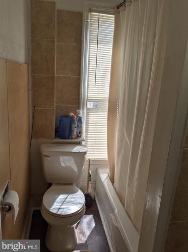 1147 King St, York PA 17403-1841 exterior