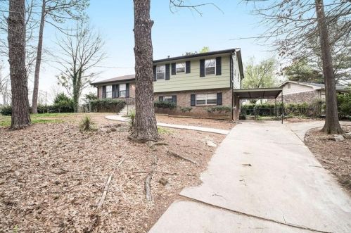 2915 Ann Marie Ln, Rex, GA 30273-2338