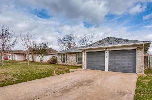 6005 Kary Lynn Dr, Fort Worth TX  76148-1634 exterior