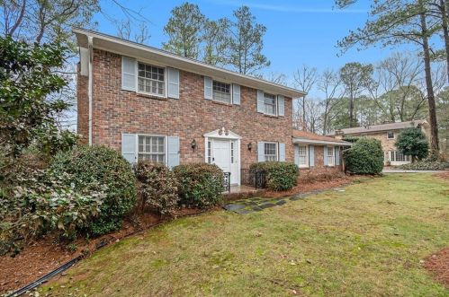 3824 Foxford Dr, Atlanta GA  30340-4426 exterior