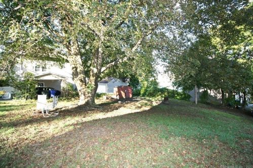 269 New Litchfield St, Torrington CT  06790-6608 exterior