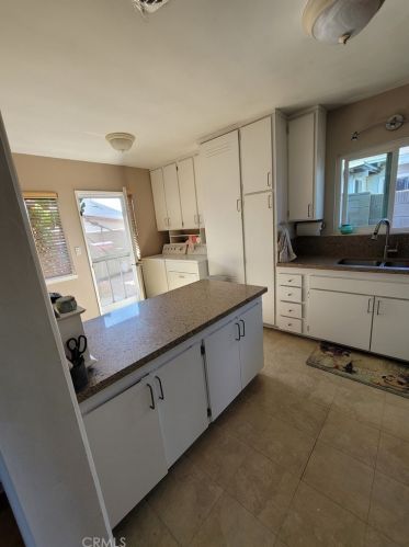 937 Cambria St, Anaheim CA  92801-3220 exterior