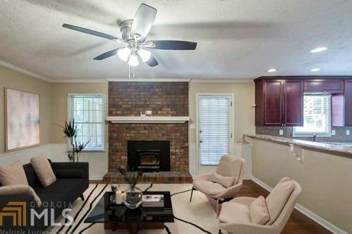 3244 Pate St, Lithonia, GA 30078-3249