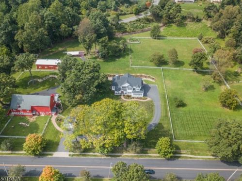104 Parks Rd, Parsippany, NJ 07834-2434