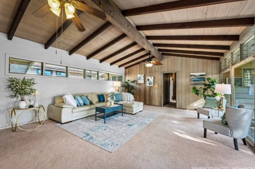 935 Koloa St, Honolulu HI  96816-5201 exterior