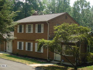 81 Old Zoar Rd, Upper Stepney, CT 06468-1435