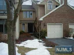 36 Lenox Ct, Montville Township, NJ 07045-9005