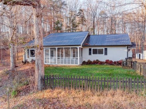 433 Beaver Ridge Rd, Big Canoe, GA 30143-6036