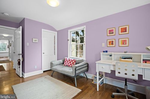 69 Laurel Rd, Princeton NJ 08540-2708 exterior