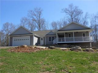11 Fanning Rd, Gales Ferry, CT 06339-1109