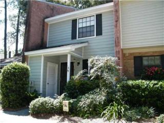 18 Navigator Ln, Savannah, GA 31410-2172