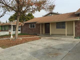 2114 Court St, Visalia, CA 93277-5430