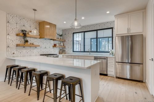 1937 Columbine St, Denver, CO 80210-4204