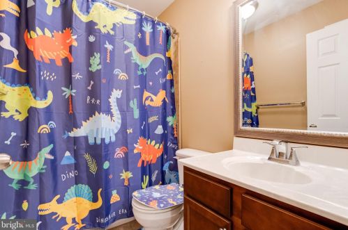 631 Hazy Dawn Dr, Aberdeen MD  21001-5604 exterior