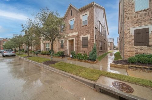 4133 Broadway Ave, Lewisville, TX 75028
