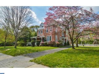 6610 Lawnton Ave, Philadelphia, PA 19126-3330