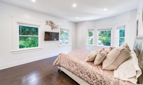 1616 Wabasso Way, Glendale CA  91208-2441 exterior