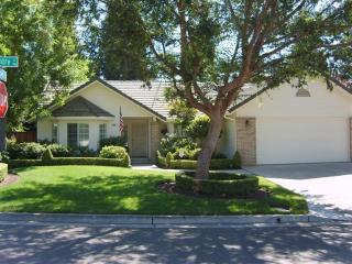 991 Coventry Ct, Fresno, CA 93720-1368