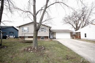 705 Pine St, Delavan, IL 61734-7571