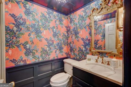 400 Breakwater Rdg, Atlanta GA  30328-1808 exterior