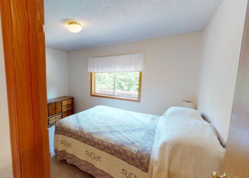 7322 31st St, Saint Paul MN  55128-4030 exterior