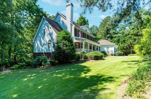 835 Summer Ridge Dr, Villa Rica, GA 30180-5200