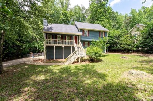 118 Black Oak Trl, Holly Springs, GA 30189-5113